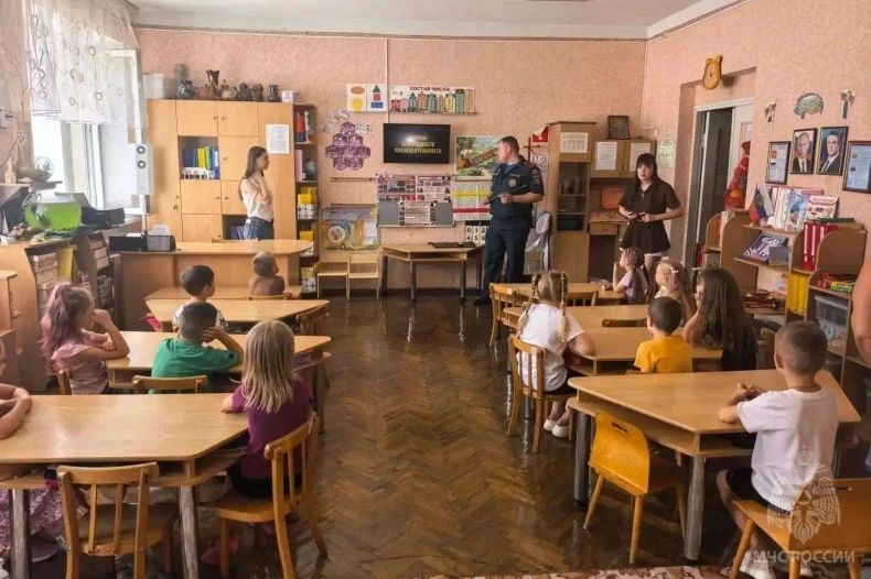Научить малышей распознавать опасность и правильно на нее реагировать
