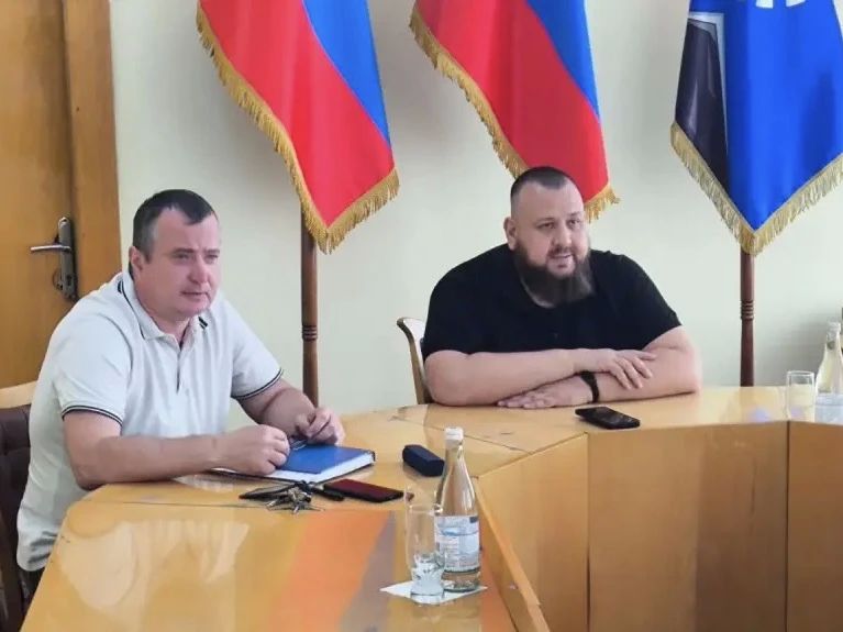 Иван Санаев: В Стаханове провёл несколько встреч Иван Санаев: В Стаханове провёл несколько встреч