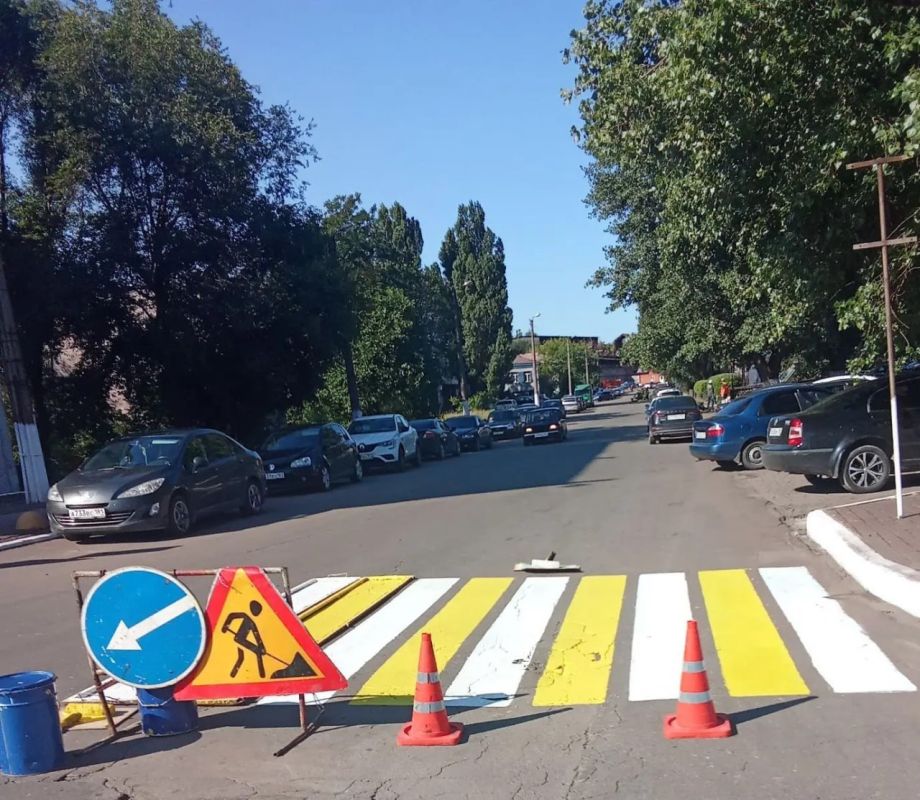 Коммунальными службами проведены работы на территории города Коммунальными службами проведены работы на территории города