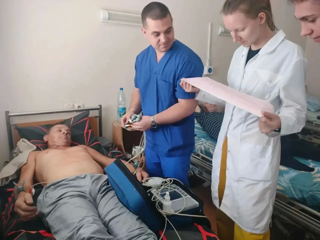 Студенческая практика на базе ГБУЗ "ЛГМБ №7" Студенческая практика на базе ГБУЗ "ЛГМБ №7"
