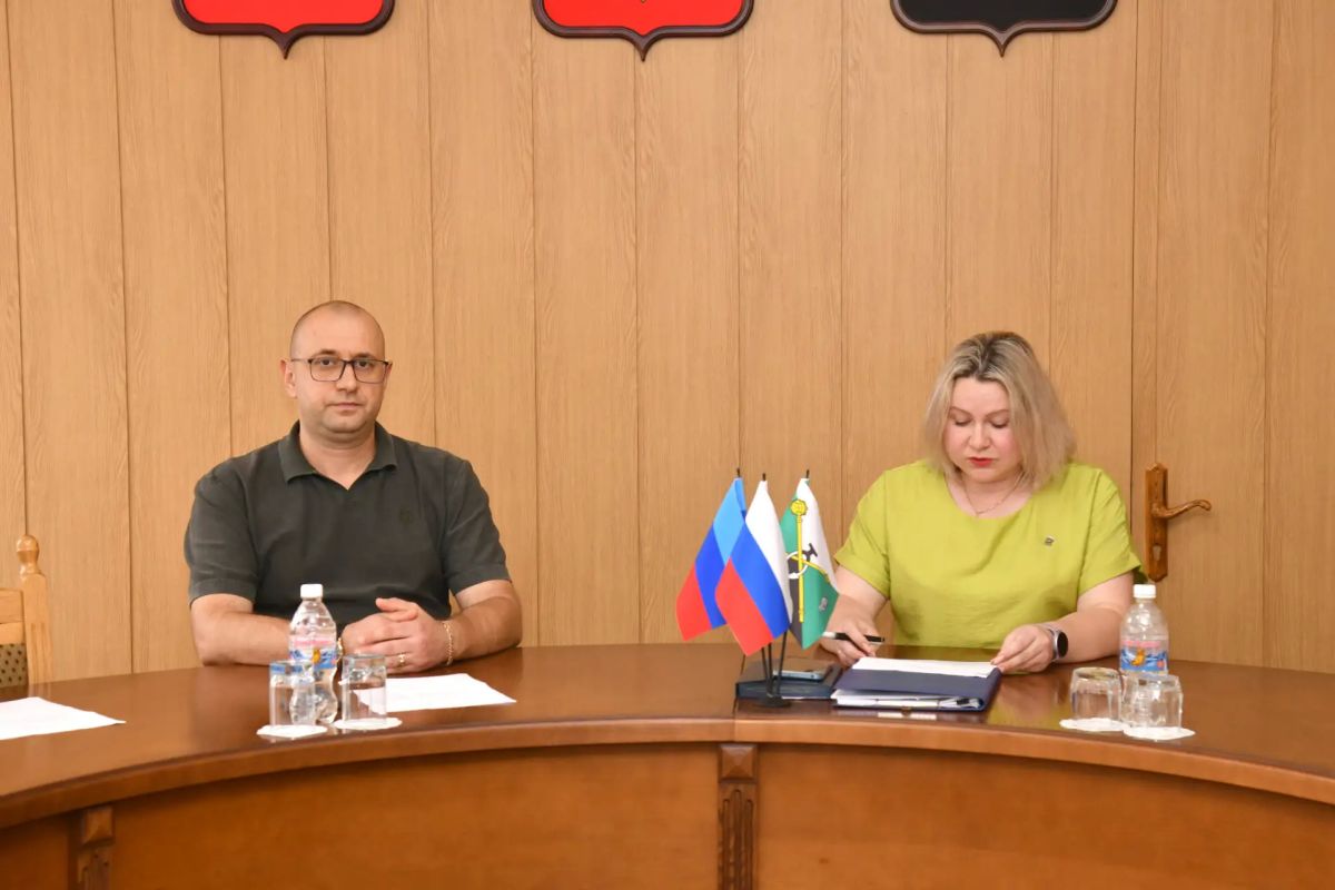 Состоялось 48 заседание Совета депутатов Свердловского муниципального округа ЛНР