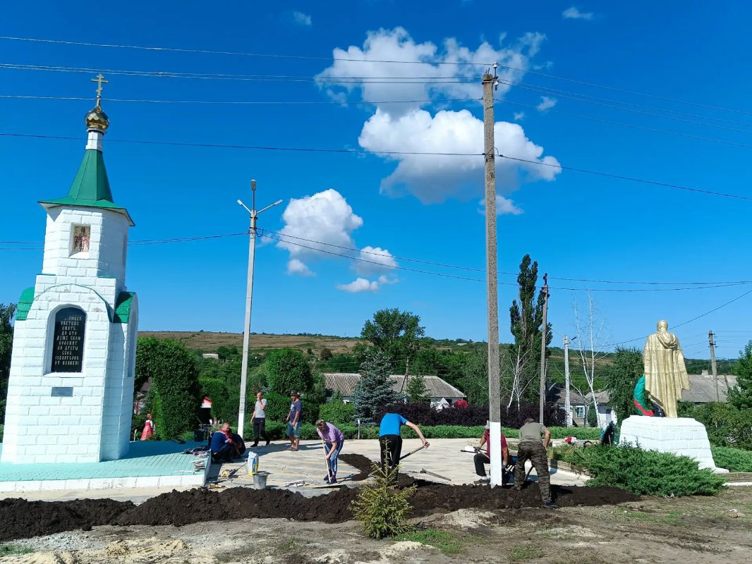 В Городище прошел субботник на территории реализуемого инициативного проекта В Городище прошел субботник на территории реализуемого инициативного проекта