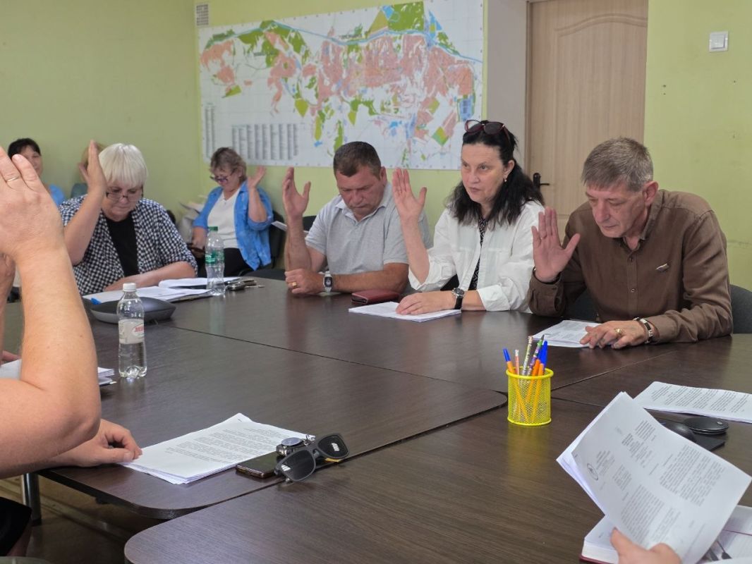 В городе Лисичанске состоялось сорок седьмое заседание Совета городского округа муниципального образования городской округ город Лисичанск Луганской Народной Республики В городе Лисичанске состоялось сорок седьмое заседание Совета городского округа муниципального образования городской округ город Лисичанск Луганской Народной Республики