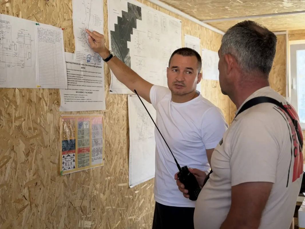 Как и во всех регионах нашей страны, в Луганской республике сейчас самый пик строительного сезона Как и во всех регионах нашей страны, в Луганской республике сейчас самый пик строительного сезона