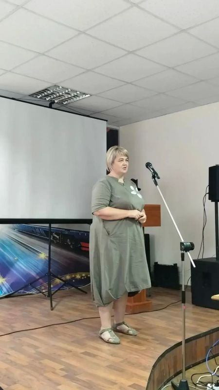Игорь Рябушкин: В преддверии Дня железнодорожника в Луганском филиале ФГУП «Железные дороги Новороссии» отметили профессиональный праздник Игорь Рябушкин: В преддверии Дня железнодорожника в Луганском филиале ФГУП «Железные дороги Новороссии» отметили профессиональный праздник