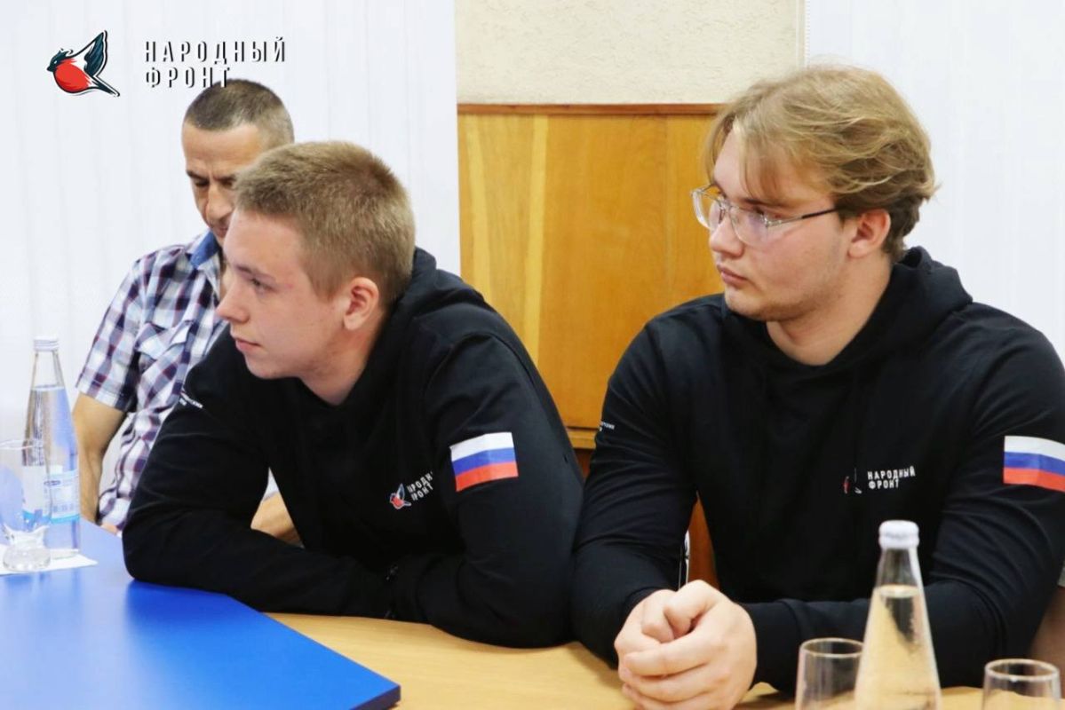 Депутат Иван Санаев посетил Стаханов с рабочим визитом Депутат Иван Санаев посетил Стаханов с рабочим визитом