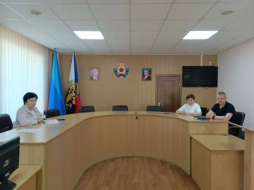 В Администрации города Ровеньки состоялось плановое рабочее совещание