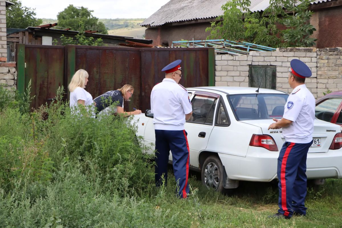 Профилактический рейд народных дружинников по соблюдению правил благоустройства на территории прошел в пгт Профилактический рейд народных дружинников по соблюдению правил благоустройства на территории прошел в пгт