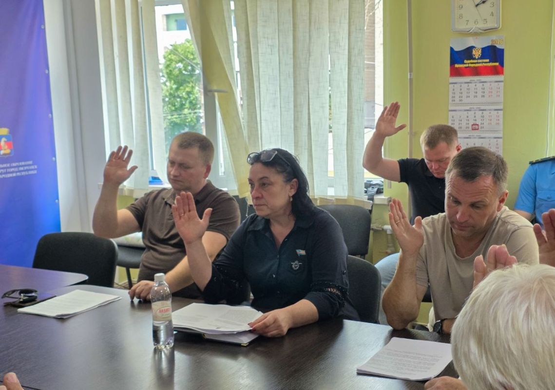 В городе Лисичанске состоялось сорок седьмое заседание Совета городского округа муниципального образования городской округ город Лисичанск Луганской Народной Республики В городе Лисичанске состоялось сорок седьмое заседание Совета городского округа муниципального образования городской округ город Лисичанск Луганской Народной Республики