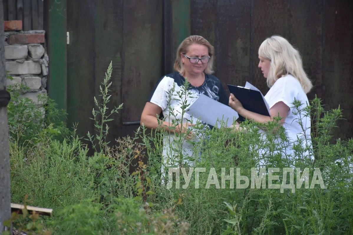 В поселке Белое состоялся профилактический рейд народных дружинников по соблюдению правил благоустройства В поселке Белое состоялся профилактический рейд народных дружинников по соблюдению правил благоустройства