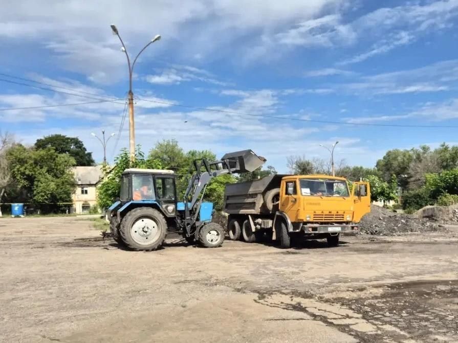 Сергей Колягин: Продолжаются работы по благоустройству города Золотое: приводим в порядок дорожное сообщение между поселками Михайловка и Марьевка