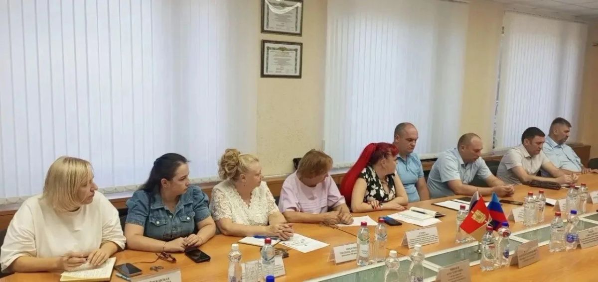 Светлана Гребенькова: Провела плановое аппаратное совещание Светлана Гребенькова: Провела плановое аппаратное совещание