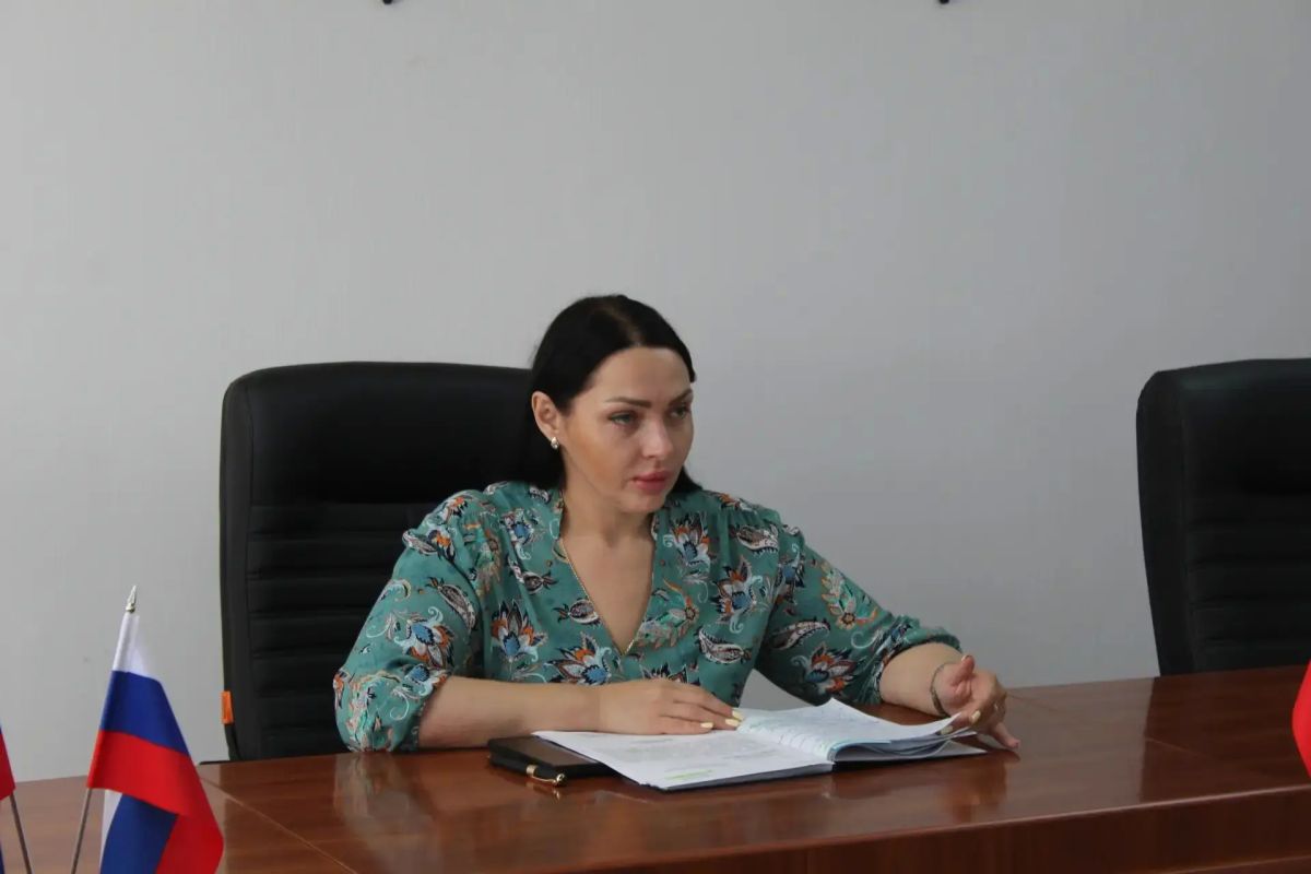 Сегодня в Администрации Новопсковского муниципального округа Луганской Народной Республики состоялось аппаратное совещание с руководителями структурных подразделений и подведомственных учреждений