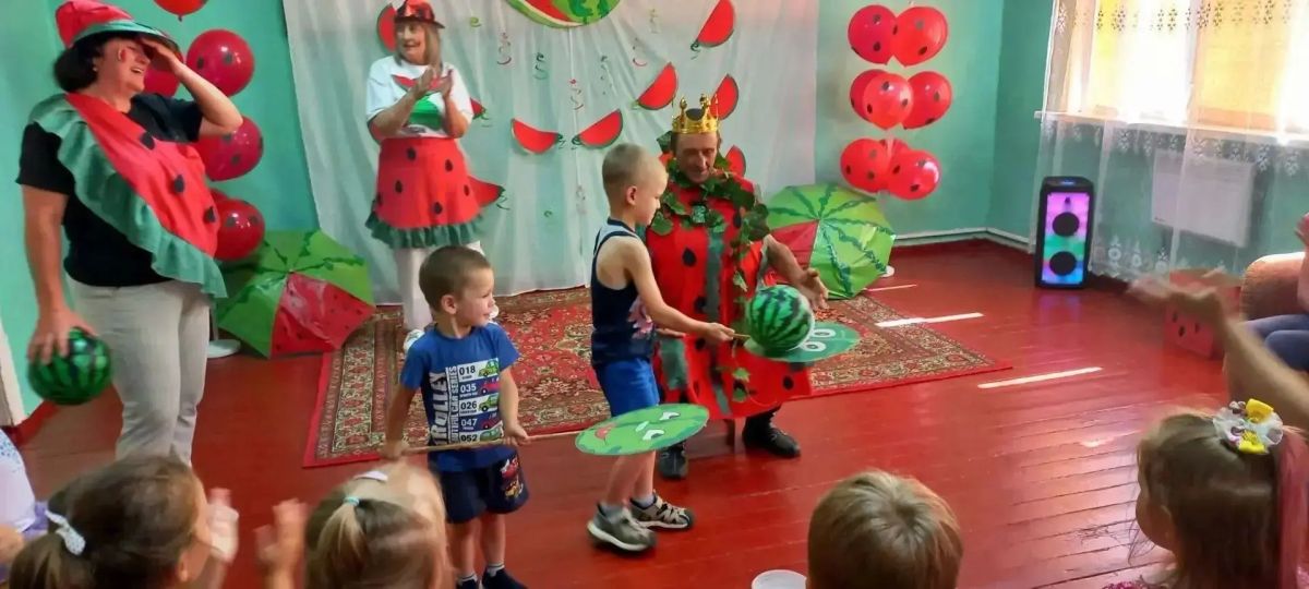 «Арбузный переполох»: праздник радости и веселья для воспитанников детсада «Золушка» «Арбузный переполох»: праздник радости и веселья для воспитанников детсада «Золушка»