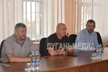 В Лутугино обсудили развитие округа: от поддержки участников СВО до решения транспортных проблем