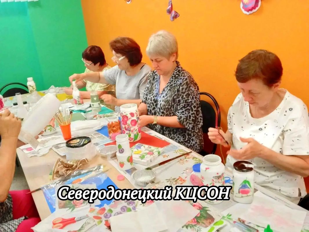 Жизнь в радость: как старшее поколение проводит время с пользой Жизнь в радость: как старшее поколение проводит время с пользой