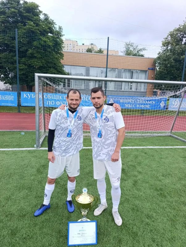 Полицейский из Новопсковского района вошёл в состав бронзовых призёров Кубка Общества «Динамо» по футболу Полицейский из Новопсковского района вошёл в состав бронзовых призёров Кубка Общества «Динамо» по футболу