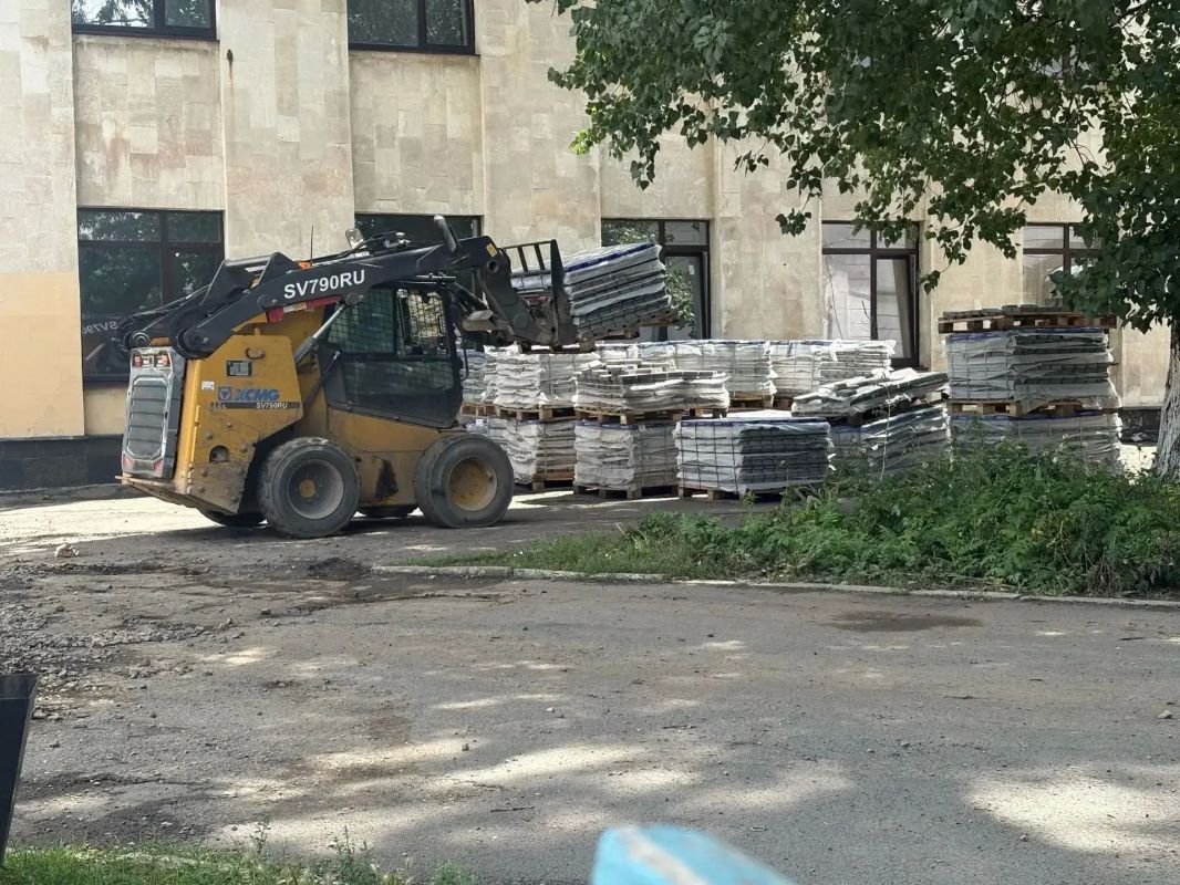 Получена обратная связь. На территории Антрацитовского муниципального округа проводится благоустройство территорий в рамках федерального проекта "Комфортная городская среда" Получена обратная связь. На территории Антрацитовского муниципального округа проводится благоустройство территорий в рамках федерального проекта "Комфортная городская среда"
