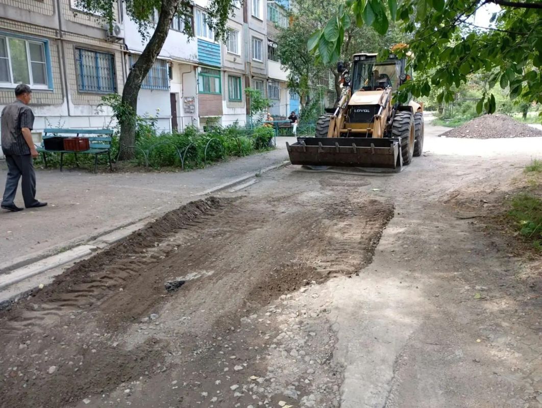 Рассказываем, как проходят рабочие будни коммунальщиков Рассказываем, как проходят рабочие будни коммунальщиков