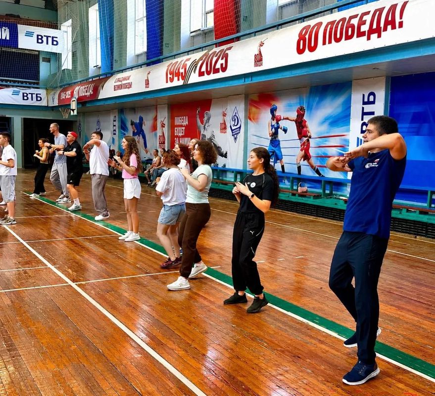 В Луганске прошёл Республиканский спортивный фестиваль «Оздоровительный спорт – в каждую семью» В Луганске прошёл Республиканский спортивный фестиваль «Оздоровительный спорт – в каждую семью»