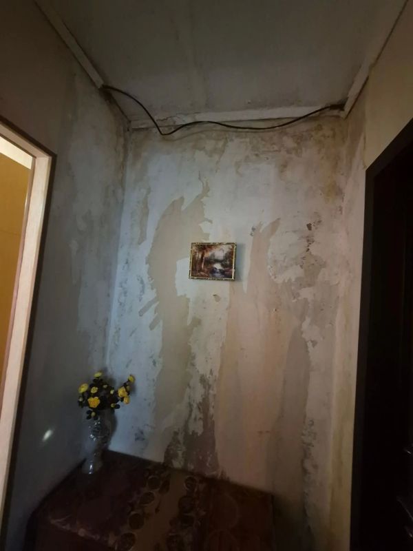 Галина Дуброва: Ко мне обратились жители дома на кв.Волкова в Луганске с давней проблемой –состоянием кровли Галина Дуброва: Ко мне обратились жители дома на кв.Волкова в Луганске с давней проблемой –состоянием кровли