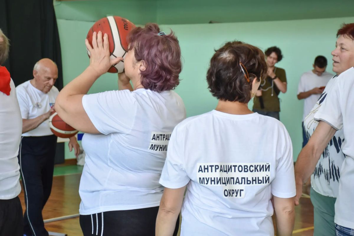 Открытие спартакиады: возраст – не помеха! Открытие спартакиады: возраст – не помеха!