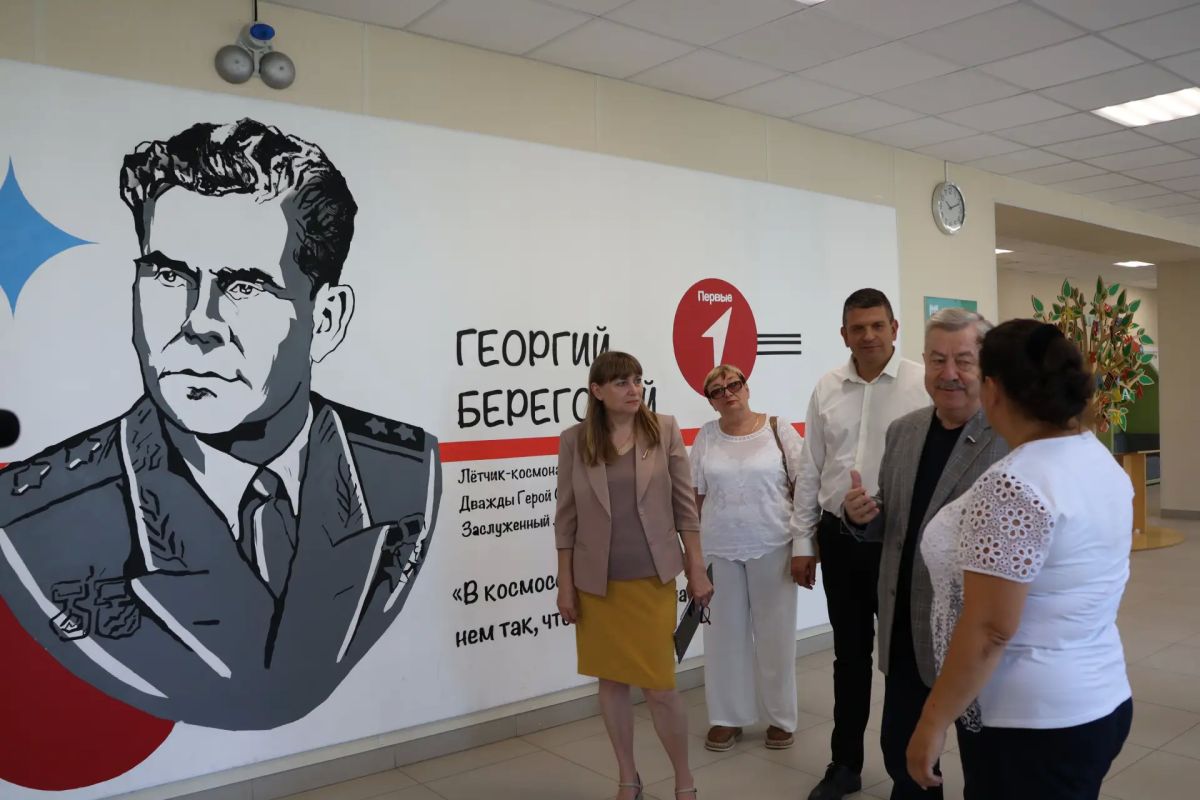 В Луганске по Народной программе обновляют колледж и общежитие В Луганске по Народной программе обновляют колледж и общежитие