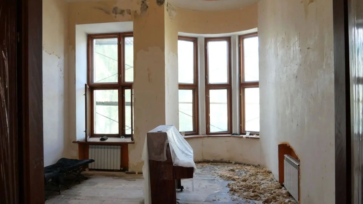 По Народной программе в Луганске ремонтируют музыкальную школу №1