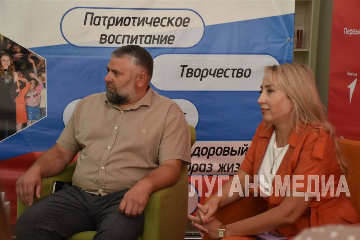В центре «Гравитация» состоялся диалог с представителями краснодонской молодежи В центре «Гравитация» состоялся диалог с представителями краснодонской молодежи