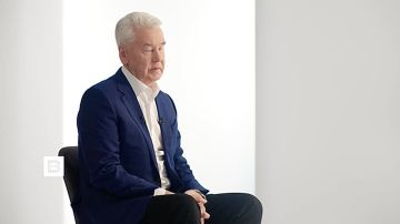 Москва направила больше 100 тысяч добровольцев в зону СВО, сообщил Сергей Собянин
