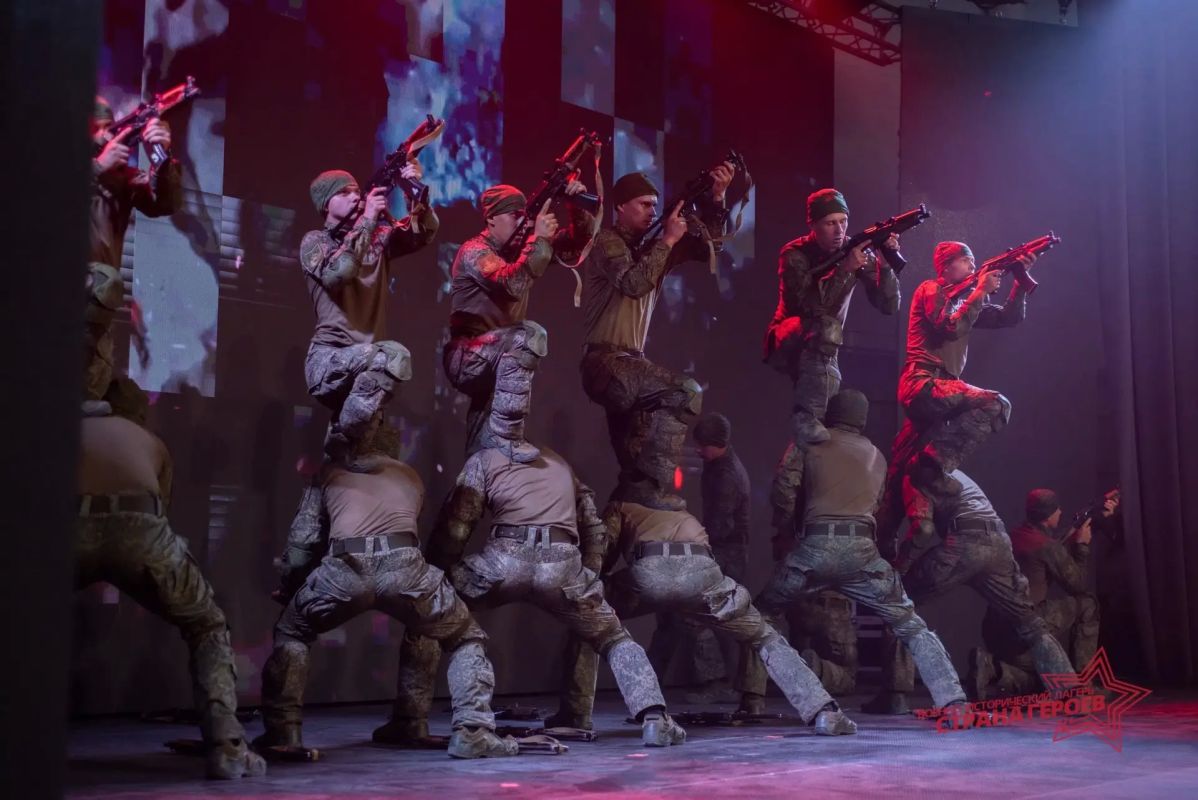 Что общего у 1000 ребят из 66 регионов? Они прошли «Страну Героев» Что общего у 1000 ребят из 66 регионов? Они прошли «Страну Героев»
