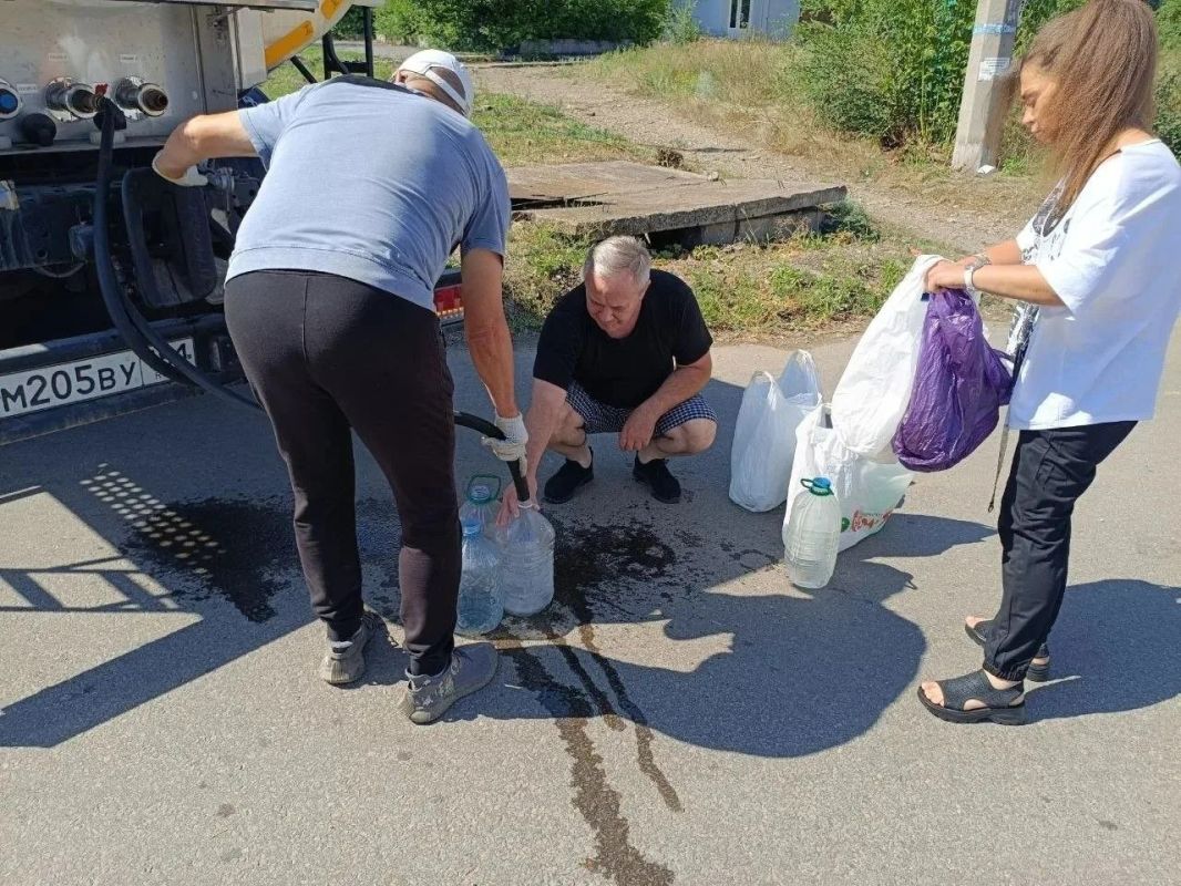 Коммунальными службами проведены работы на территории города Коммунальными службами проведены работы на территории города