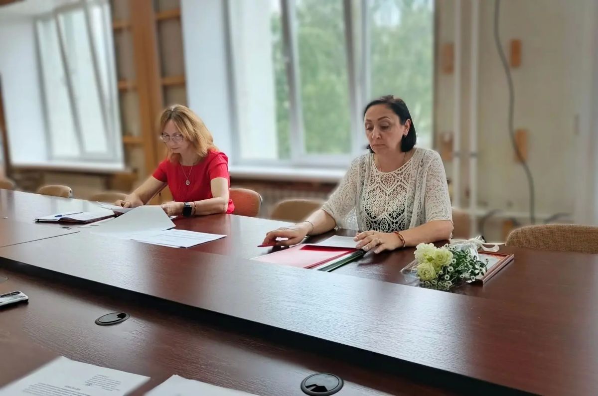 В АГО г. Рубежное состоялось плановое заседание Муниципального координационного совета по взаимодействию с региональным отделением Общероссийского общественно-государственного движения детей и молодежи «Движение первых»... В АГО г. Рубежное состоялось плановое заседание Муниципального координационного совета по взаимодействию с региональным отделением Общероссийского общественно-государственного движения детей и молодежи «Движение первых»...