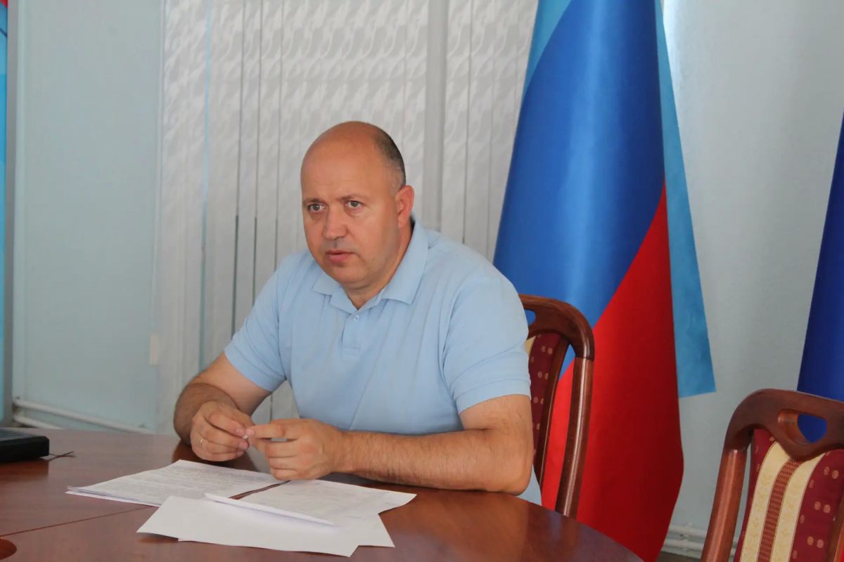 В Краснодоне проведено плановое совещание по подготовке к осенне - зимнему периоду 2026–2027 годов В Краснодоне проведено плановое совещание по подготовке к осенне - зимнему периоду 2026–2027 годов