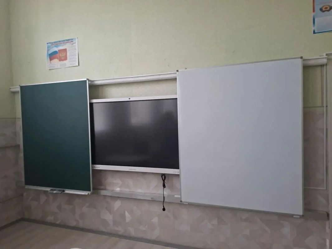 Андрей Рубанцов: Подготовка к новому учебному году в Ровеньках идет по плану Андрей Рубанцов: Подготовка к новому учебному году в Ровеньках идет по плану