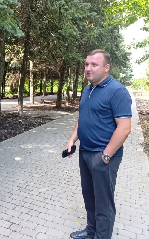 В Антраците активно преображают городские пространства — благоустройство идёт в рамках федерального проекта «Формирование комфортной городской среды» нацпроекта «Инфраструктура для жизни» В Антраците активно преображают городские пространства — благоустройство идёт в рамках федерального проекта «Формирование комфортной городской среды» нацпроекта «Инфраструктура для жизни»