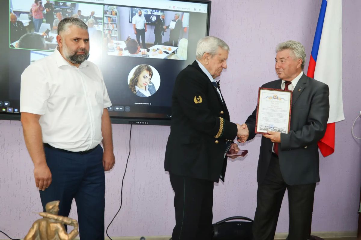 Шахтёрский поклон и память поколений Шахтёрский поклон и память поколений