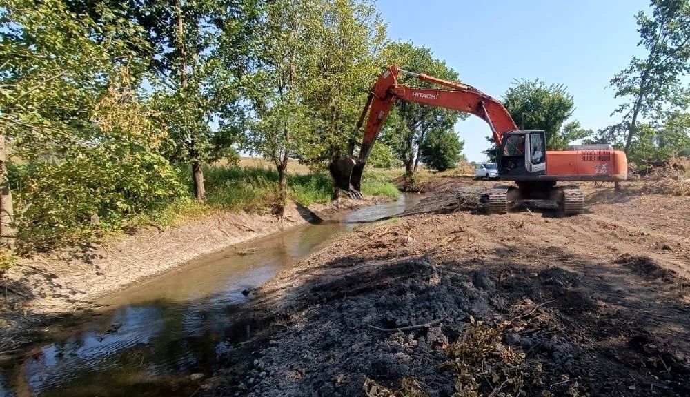 В ЛНР за три года расчистили почти 75 км речных русел В ЛНР за три года расчистили почти 75 км речных русел