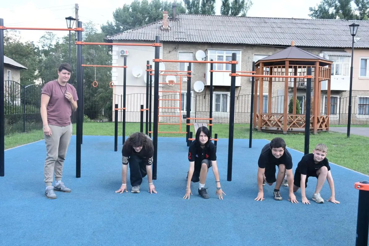 Когда наставник горит делом: учитель физкультуры Юлия Нихаенко о спорте, дисциплине и любви к детям Когда наставник горит делом: учитель физкультуры Юлия Нихаенко о спорте, дисциплине и любви к детям