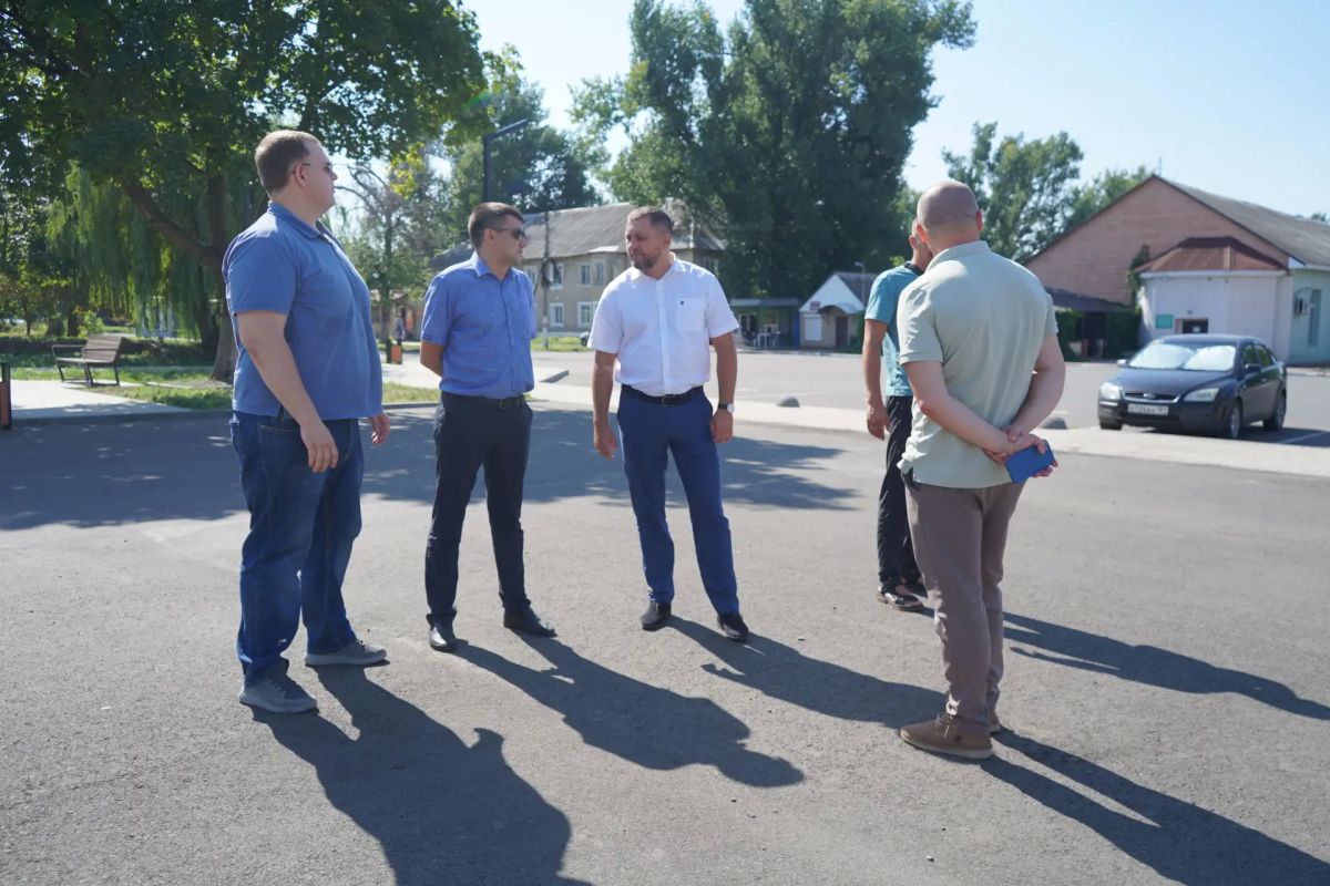 Председатель Совета округа вместе с коллегами провёл депутатский контроль отремонтированного Красноярским краем ДК им. Ленина в Червонопартизанске Председатель Совета округа вместе с коллегами провёл депутатский контроль отремонтированного Красноярским краем ДК им. Ленина в Червонопартизанске