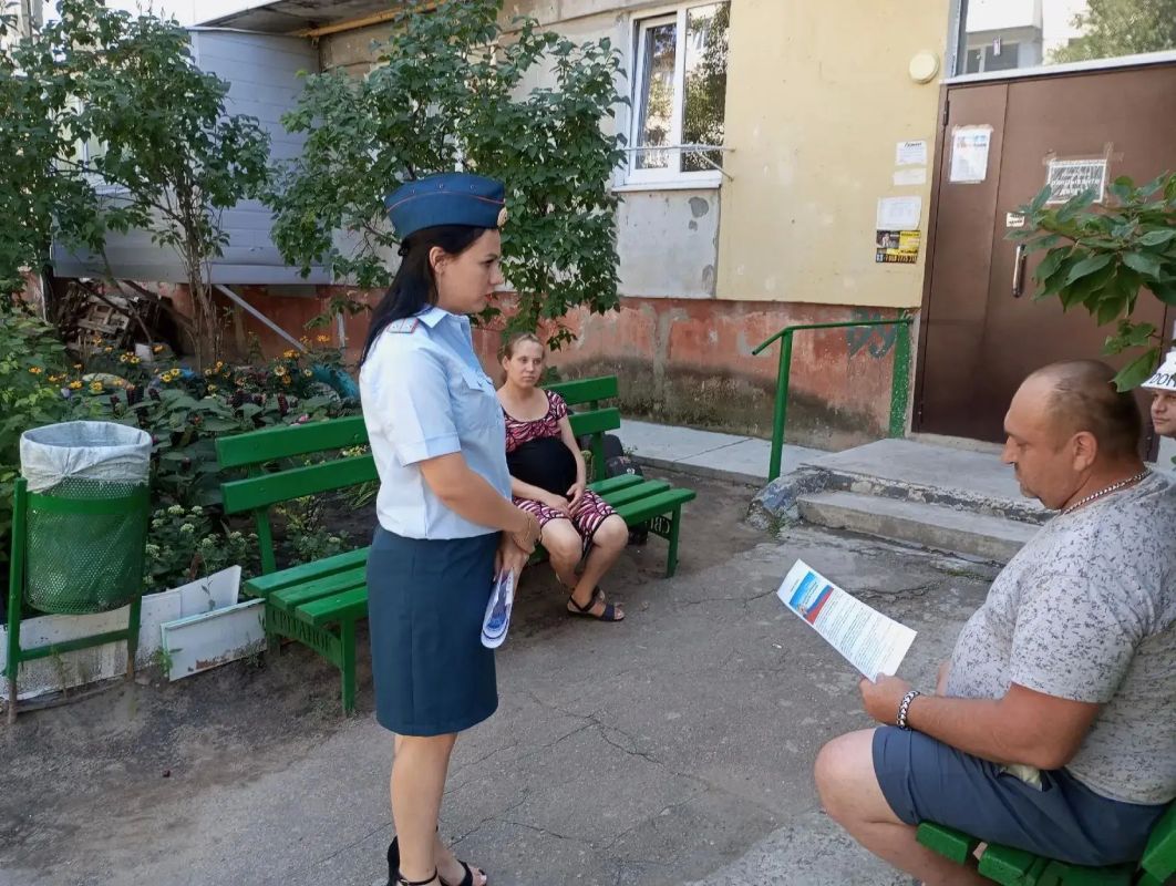 Отдел надзорной деятельности и профилактической работы по городу Северодонецку УНД и ПР ГУ МЧС России по ЛНР обращается к гражданам с призывом неукоснительно соблюдать правила пожарной безопасности в быту! Отдел надзорной деятельности и профилактической работы по городу Северодонецку УНД и ПР ГУ МЧС России по ЛНР обращается к гражданам с призывом неукоснительно соблюдать правила пожарной безопасности в быту!