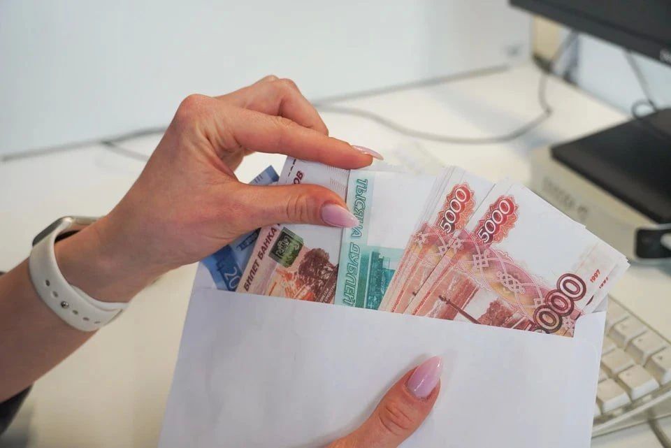 Прокуратура ЛНР вернула пенсионерке 120 тысяч рублей, похищенных мошенниками