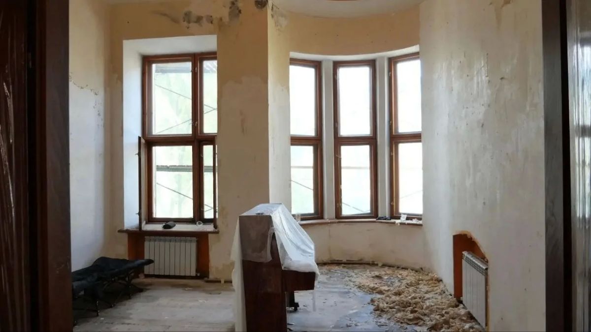В Луганске восстанавливают 200-летнюю музыкальную школу №1 В Луганске восстанавливают 200-летнюю музыкальную школу №1
