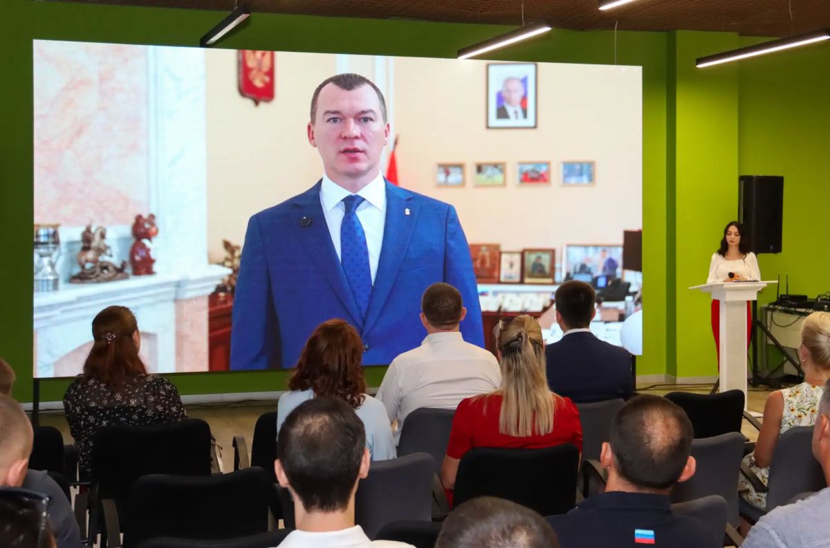 Маяки спорта: в Луганске чествовали наставников и тренеров республики Маяки спорта: в Луганске чествовали наставников и тренеров республики