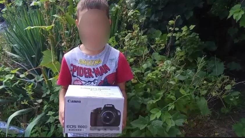 В эти непростые времена, когда каждый день приносит новые вызовы, дети города Кременная, посещающие Дом детско-юношеского творчества, получили настоящий подарок В эти непростые времена, когда каждый день приносит новые вызовы, дети города Кременная, посещающие Дом детско-юношеского творчества, получили настоящий подарок