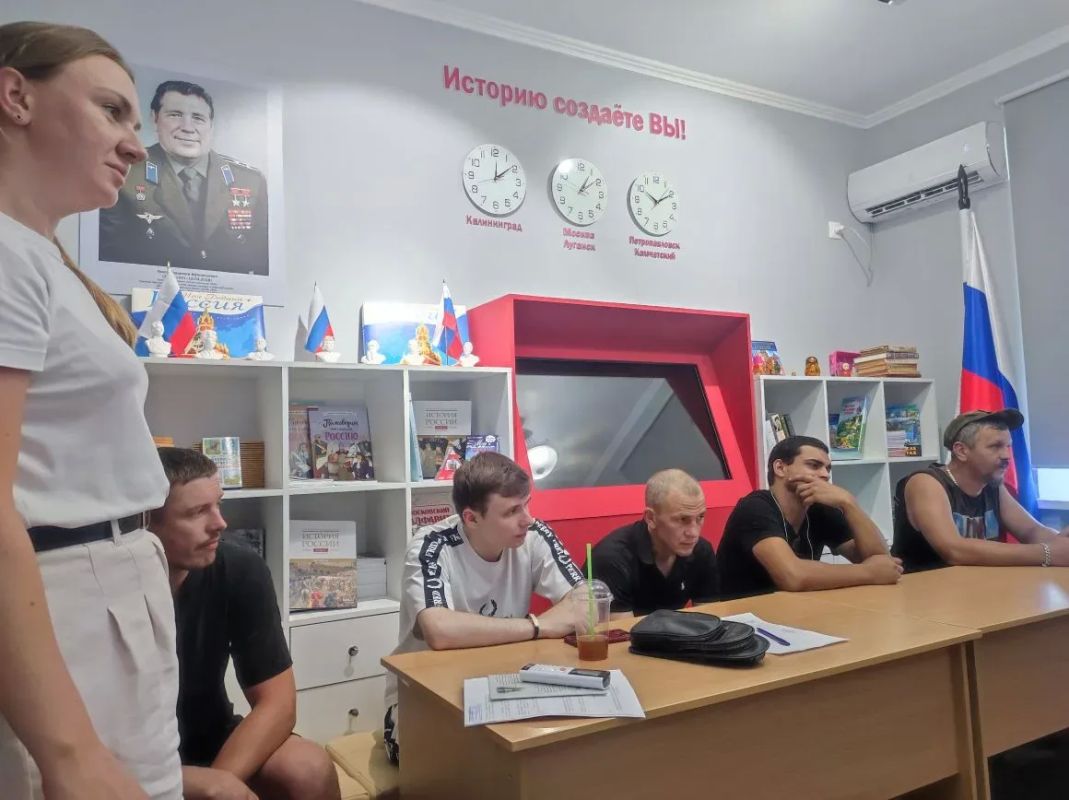 В модельной библиотеки состоялся не просто лекция, а откровенный диалог о самом главном В модельной библиотеки состоялся не просто лекция, а откровенный диалог о самом главном