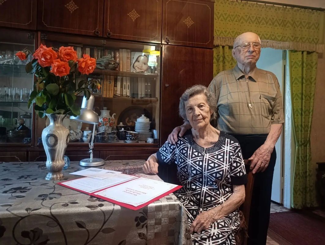 95-летний юбилей отмечает луганчанка Надежда Чемерис 95-летний юбилей отмечает луганчанка Надежда Чемерис