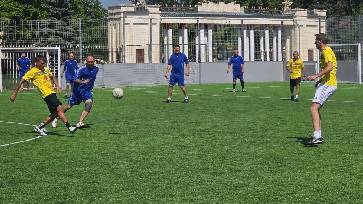 Делегация Администрации Брянки приняла участие во Всероссийской открытой Спартакиаде на стадионе «Победа» в Стаханове Делегация Администрации Брянки приняла участие во Всероссийской открытой Спартакиаде на стадионе «Победа» в Стаханове