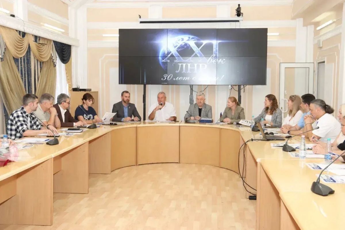 30 лет на передовой правды: газета «XXI век» отмечает юбилей! 30 лет на передовой правды: газета «XXI век» отмечает юбилей!