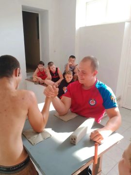 Открытый урок армрестлинга для юных спортсменов